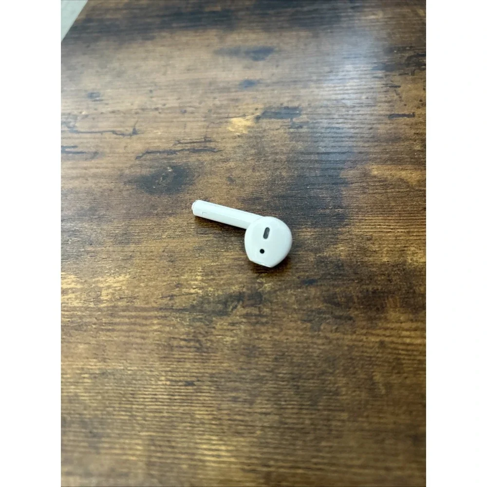 Genuine Apple AirPods 2nd‎ Generation Replacement AirPod - Left Ear Only - A2031